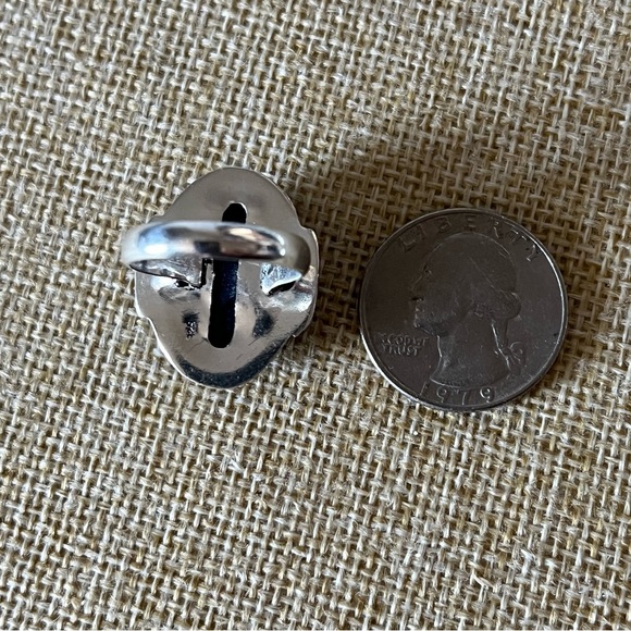 New Faceted Oval Blue Enhanced Sapphire Stone Silver Overlay Ring Size 7 - Picture 6 of 10